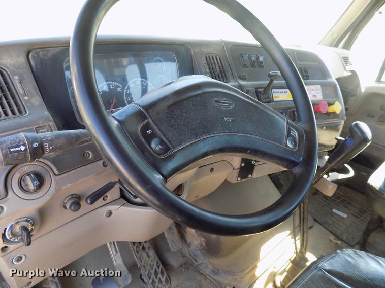 image for item DC4792 2004 Sterling LT9513 roll off truck