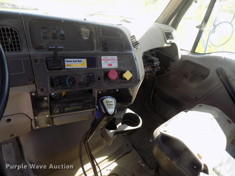 image for item DC4792 2004 Sterling LT9513 roll off truck