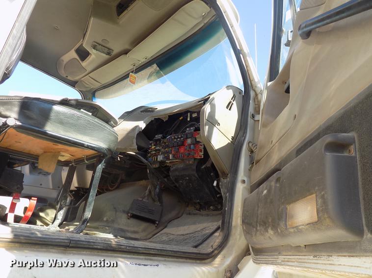 image for item DC4792 2004 Sterling LT9513 roll off truck