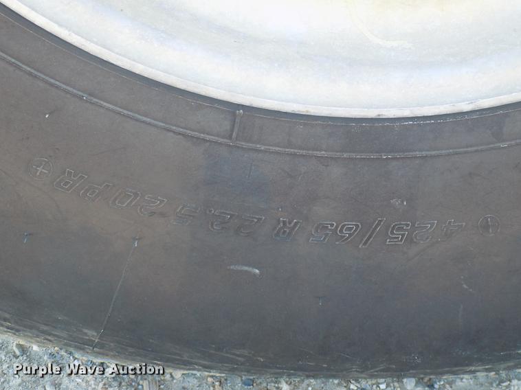 image for item DC4792 2004 Sterling LT9513 roll off truck