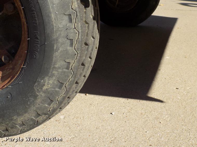 image for item DC4793 1990 Kann recycling dump trailer