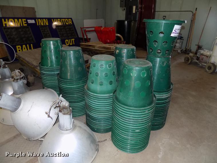 image for item DC4887 Flower pots and fish tank