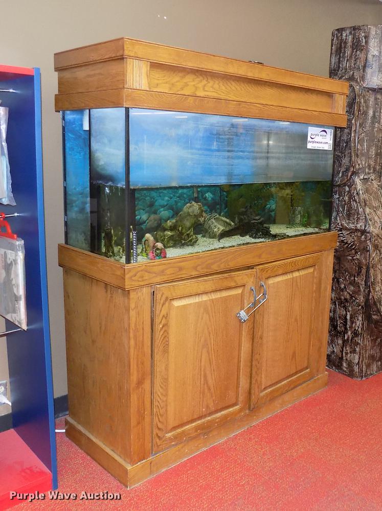 image for item DC4887 Flower pots and fish tank