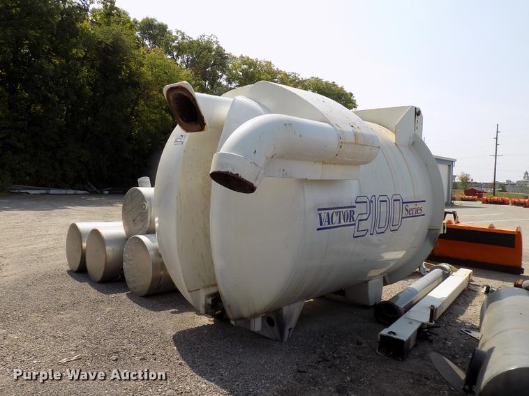 image for item DC4911 1997 Vactor 2110-36 vacuum tank and truck parts