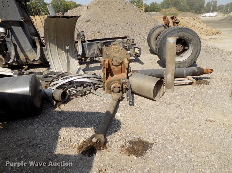 image for item DC4911 1997 Vactor 2110-36 vacuum tank and truck parts