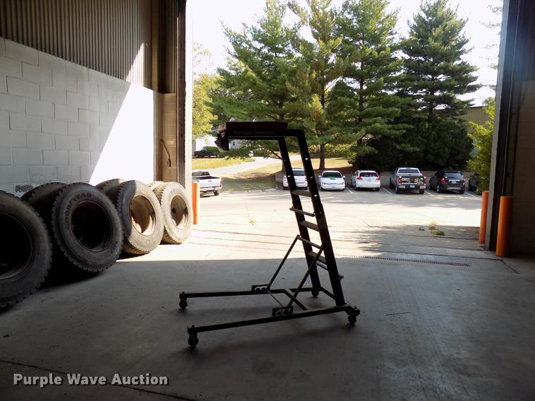 image for item DC4921 Tools