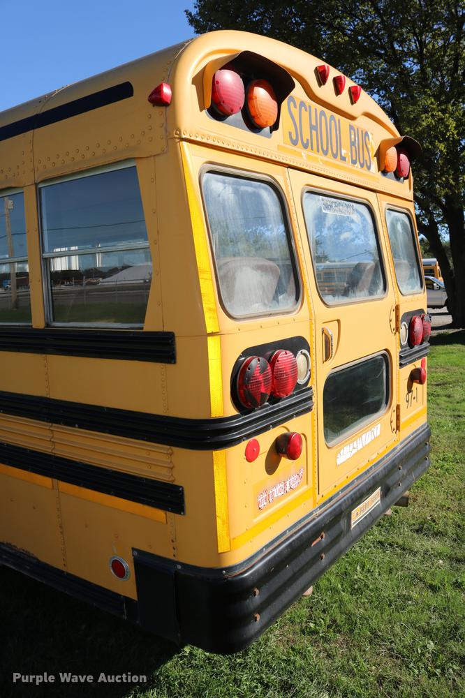 image for item DD0035 1998 Ford B800 bus