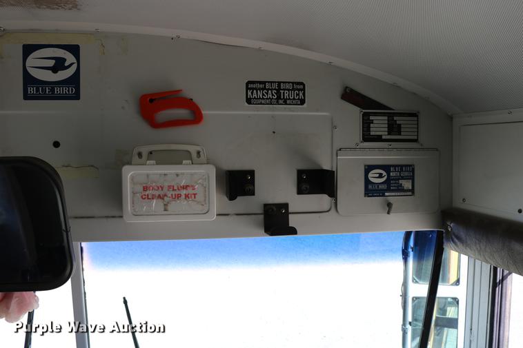 image for item DD0036 2000 Blue Bird TC2000 bus