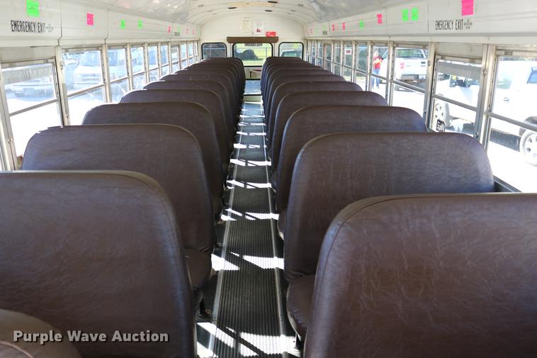 image for item DD0036 2000 Blue Bird TC2000 bus