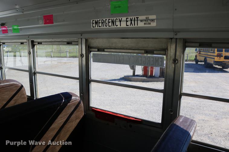 image for item DD0036 2000 Blue Bird TC2000 bus