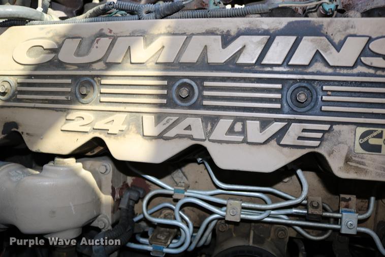 image for item DD0036 2000 Blue Bird TC2000 bus