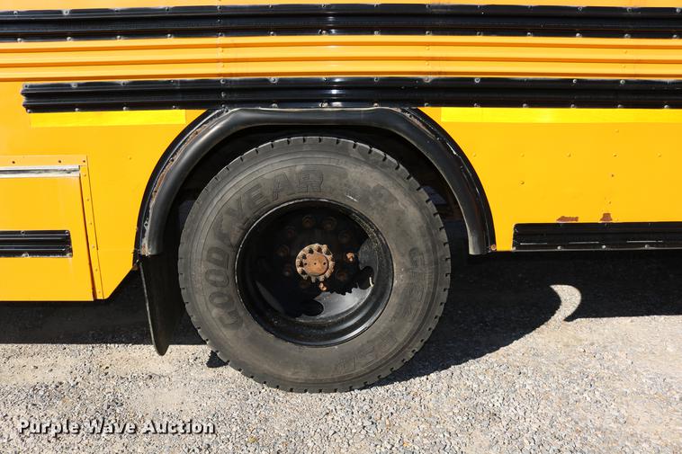 image for item DD0036 2000 Blue Bird TC2000 bus