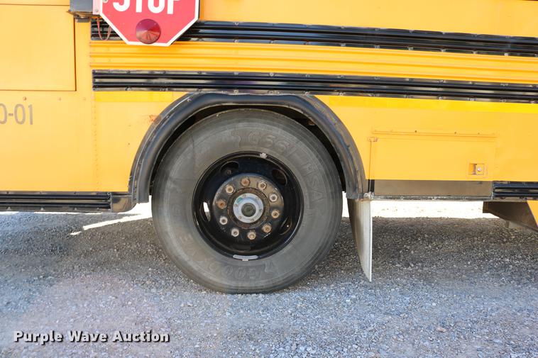 image for item DD0036 2000 Blue Bird TC2000 bus