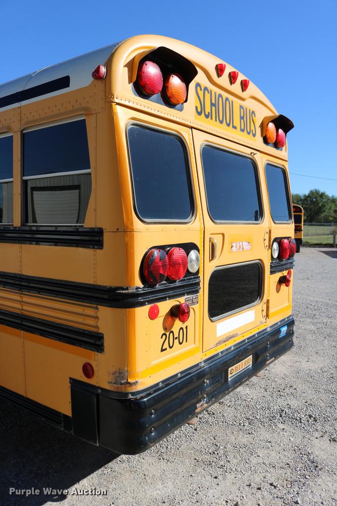 image for item DD0036 2000 Blue Bird TC2000 bus