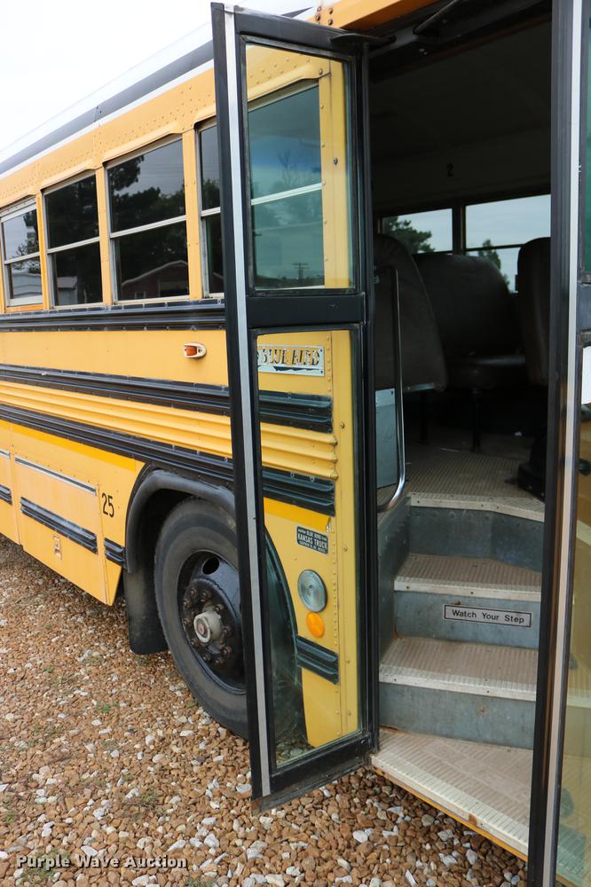 image for item DD0037 2000 Blue Bird TC2000 school bus