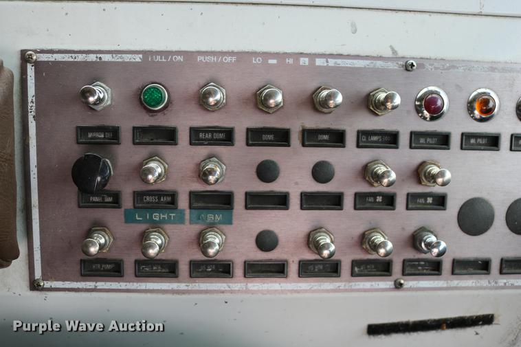 image for item DD0037 2000 Blue Bird TC2000 school bus