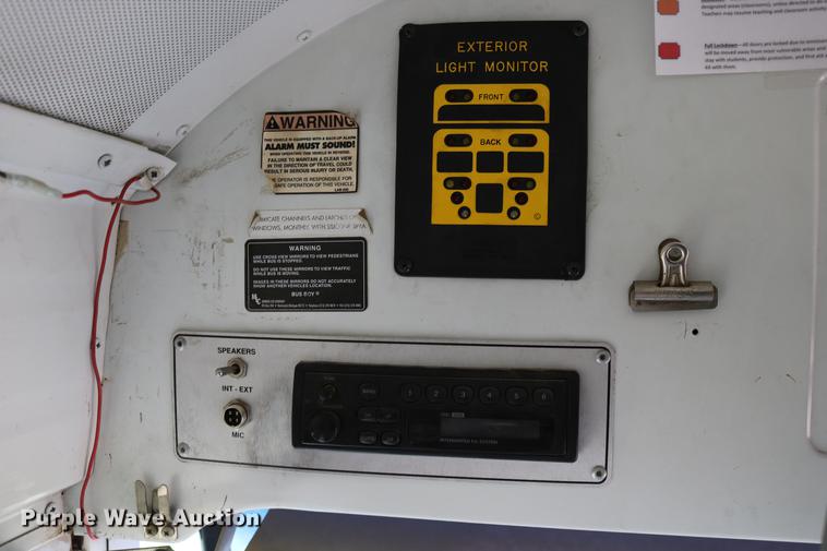 image for item DD0037 2000 Blue Bird TC2000 school bus