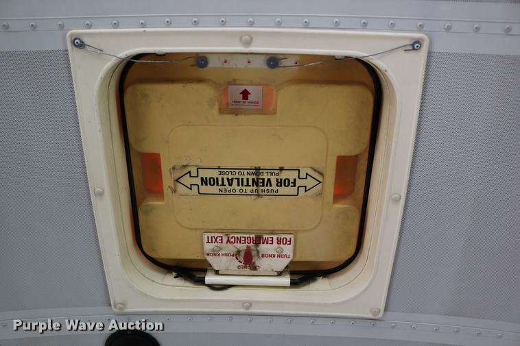 image for item DD0037 2000 Blue Bird TC2000 school bus