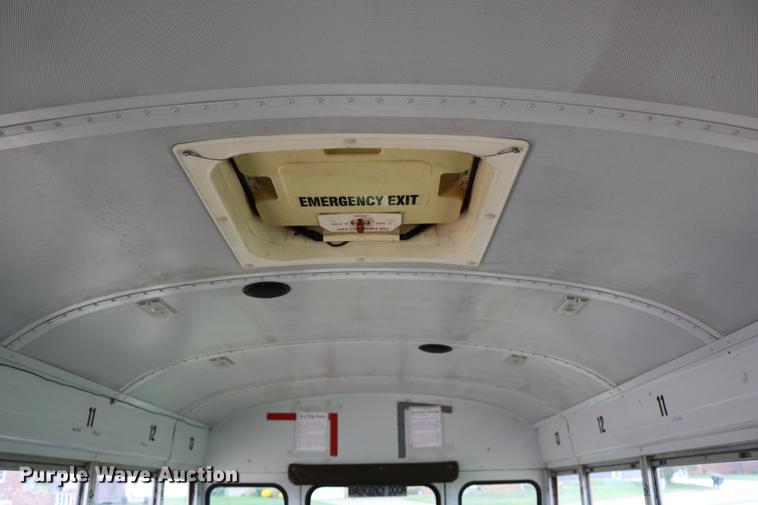 image for item DD0037 2000 Blue Bird TC2000 school bus