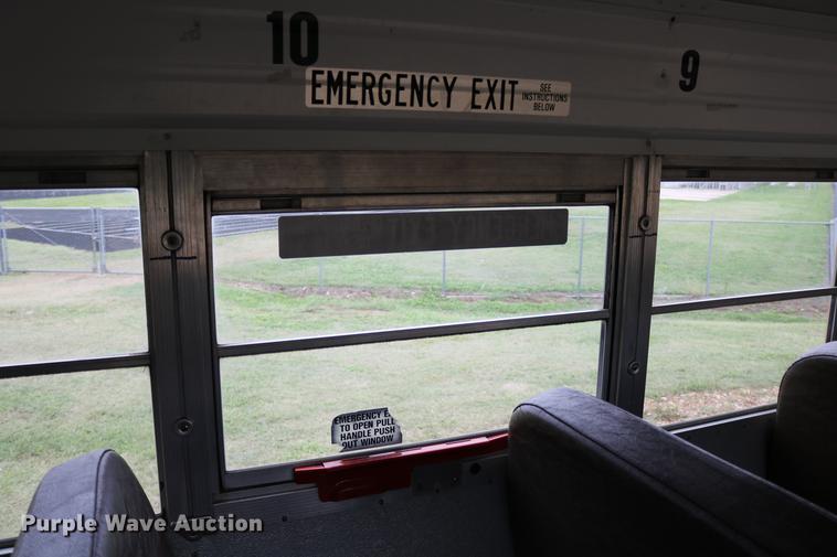 image for item DD0037 2000 Blue Bird TC2000 school bus