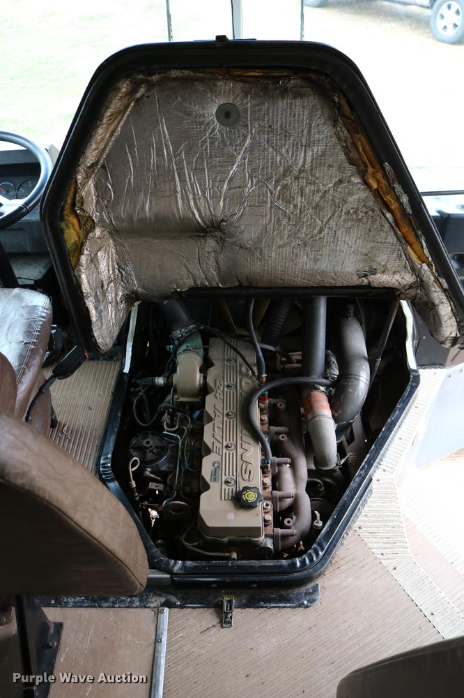 image for item DD0037 2000 Blue Bird TC2000 school bus