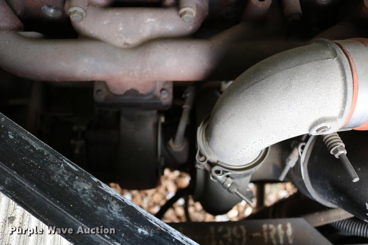 image for item DD0037 2000 Blue Bird TC2000 school bus