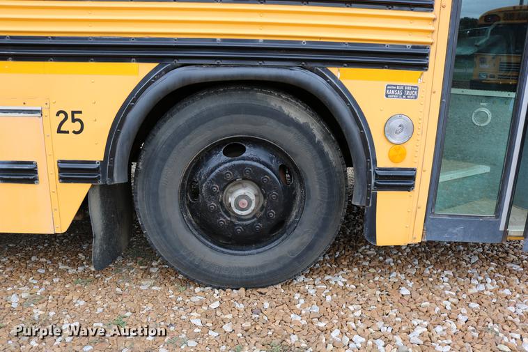 image for item DD0037 2000 Blue Bird TC2000 school bus