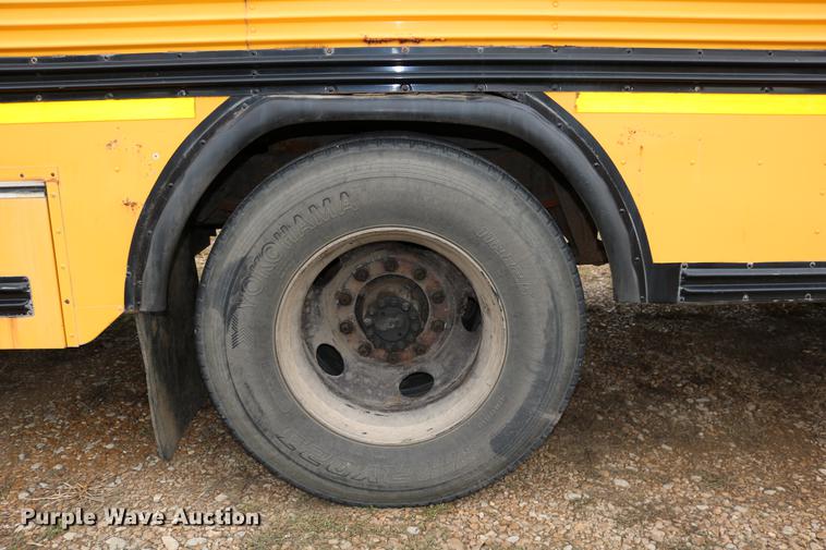 image for item DD0037 2000 Blue Bird TC2000 school bus