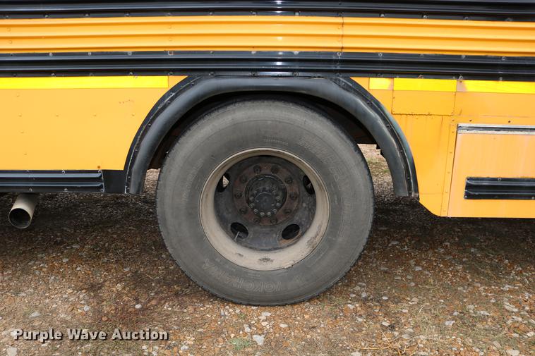 image for item DD0037 2000 Blue Bird TC2000 school bus