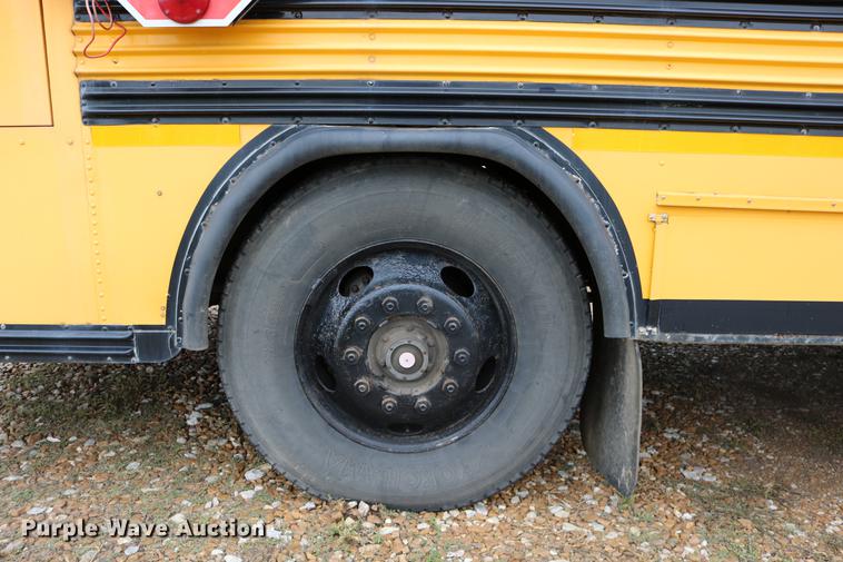 image for item DD0037 2000 Blue Bird TC2000 school bus