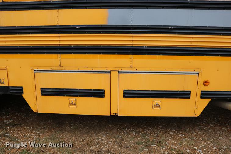 image for item DD0037 2000 Blue Bird TC2000 school bus