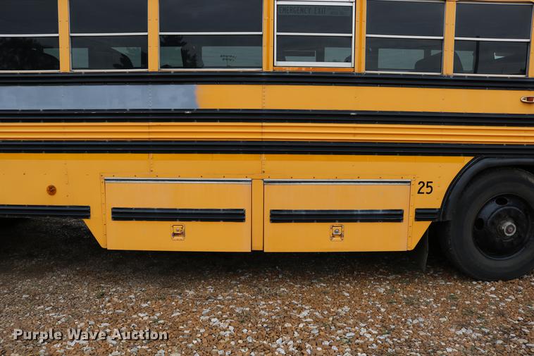 image for item DD0037 2000 Blue Bird TC2000 school bus