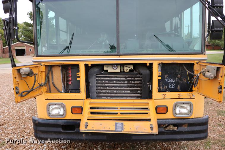 image for item DD0037 2000 Blue Bird TC2000 school bus