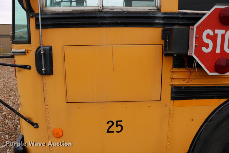 image for item DD0037 2000 Blue Bird TC2000 school bus