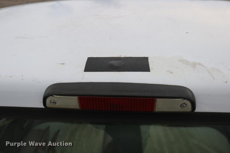 image for item DD0057 1995 Ford F150 pickup truck