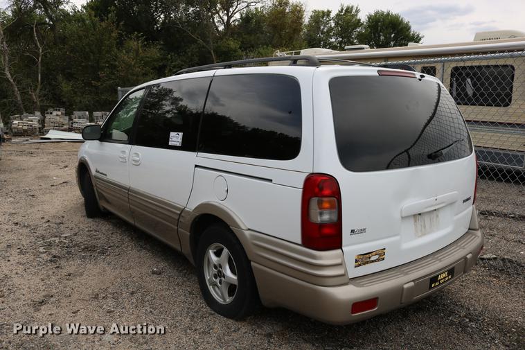 image for item DD0058 1999 Pontiac Montana van