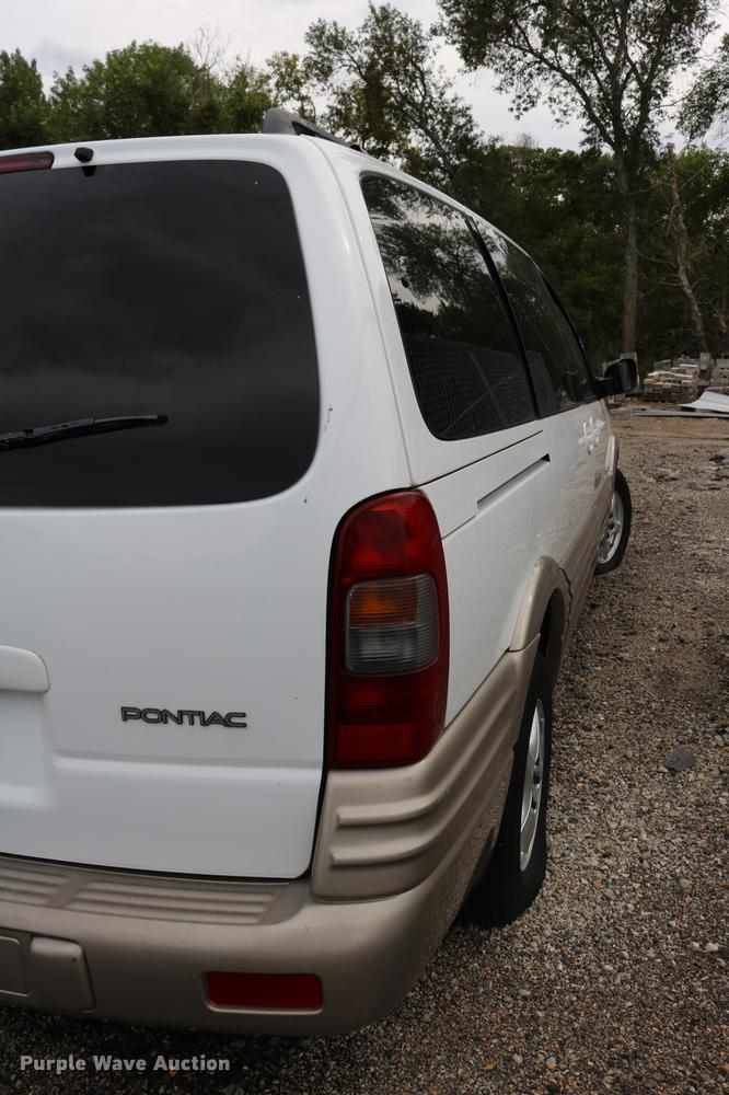 image for item DD0058 1999 Pontiac Montana van