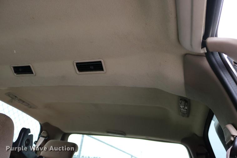 image for item DD0058 1999 Pontiac Montana van