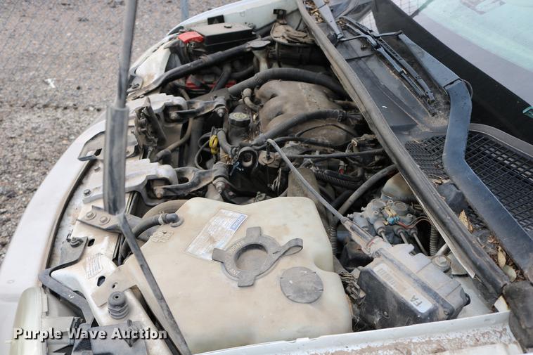 image for item DD0058 1999 Pontiac Montana van