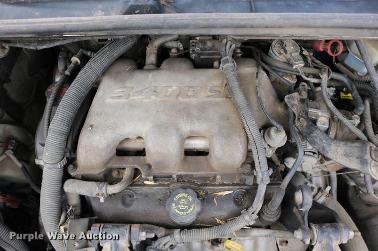 image for item DD0058 1999 Pontiac Montana van