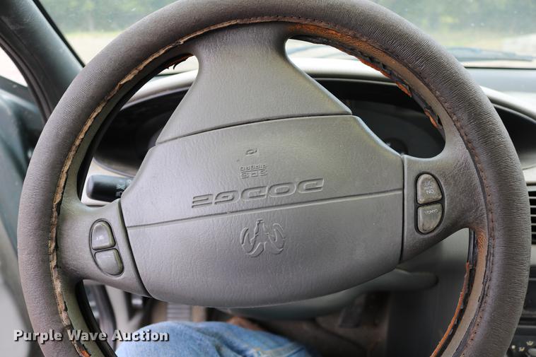 image for item DD0059 1997 Dodge Stratus