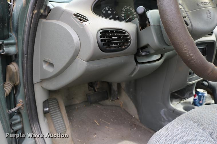 image for item DD0059 1997 Dodge Stratus