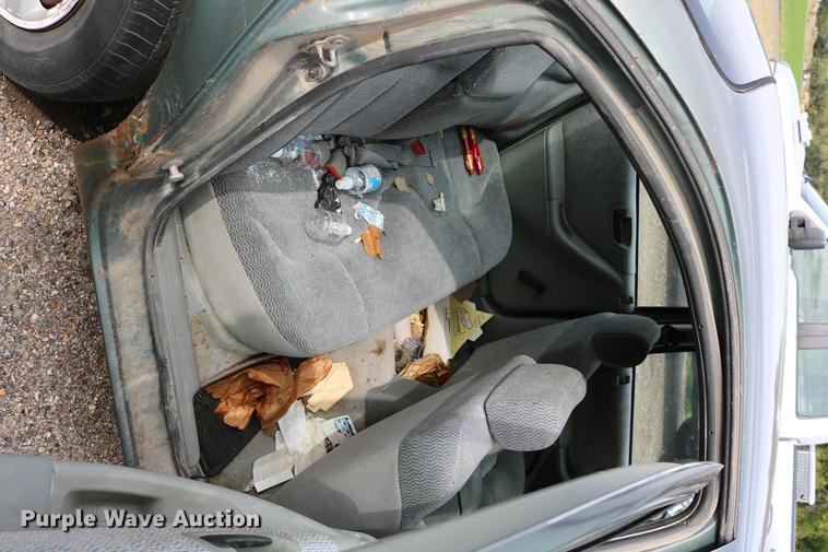 image for item DD0059 1997 Dodge Stratus