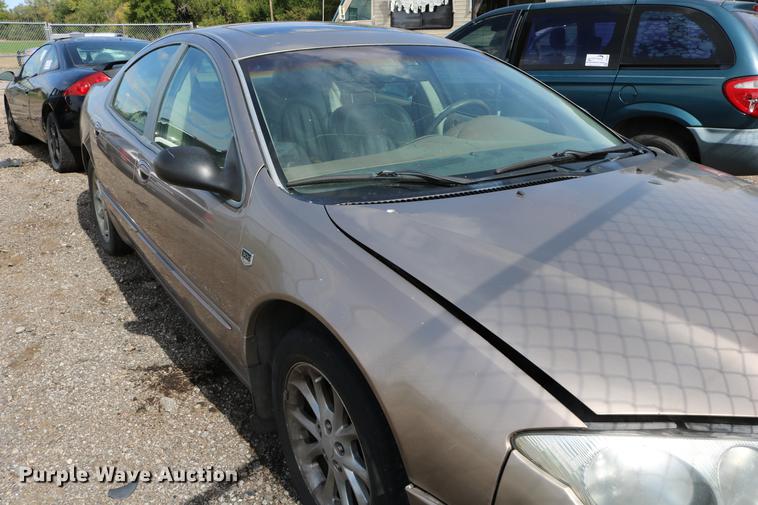 image for item DD0061 1999 Chrysler 300M