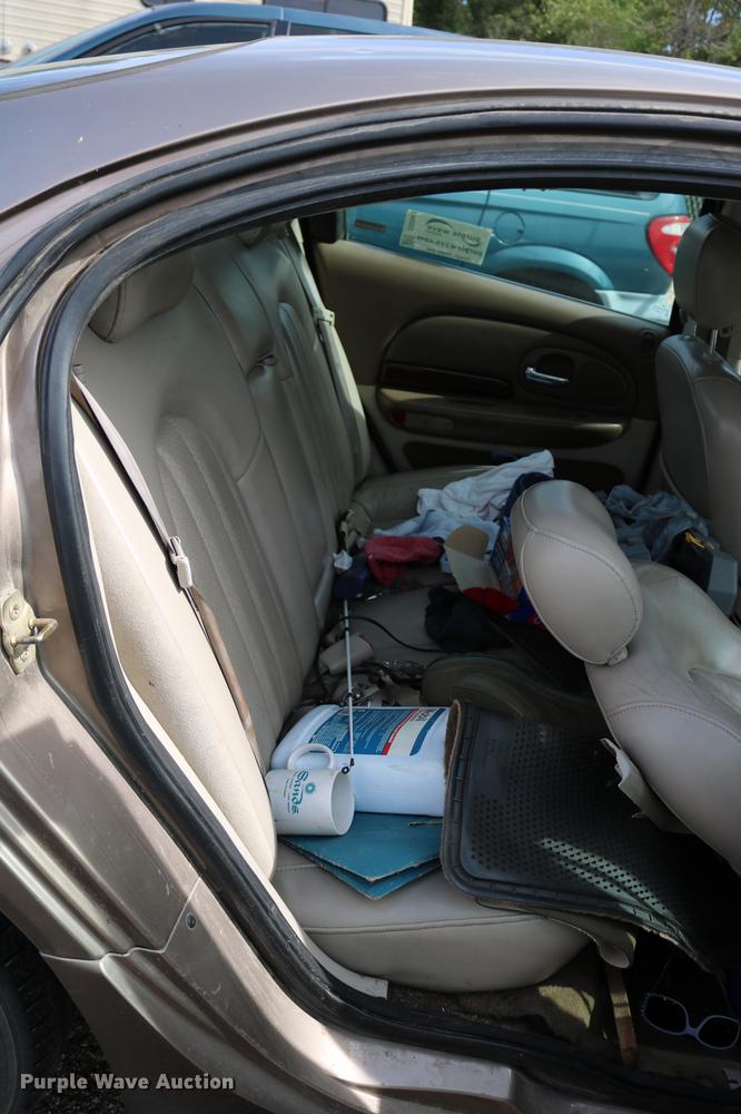 image for item DD0061 1999 Chrysler 300M