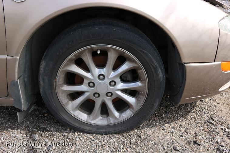 image for item DD0061 1999 Chrysler 300M