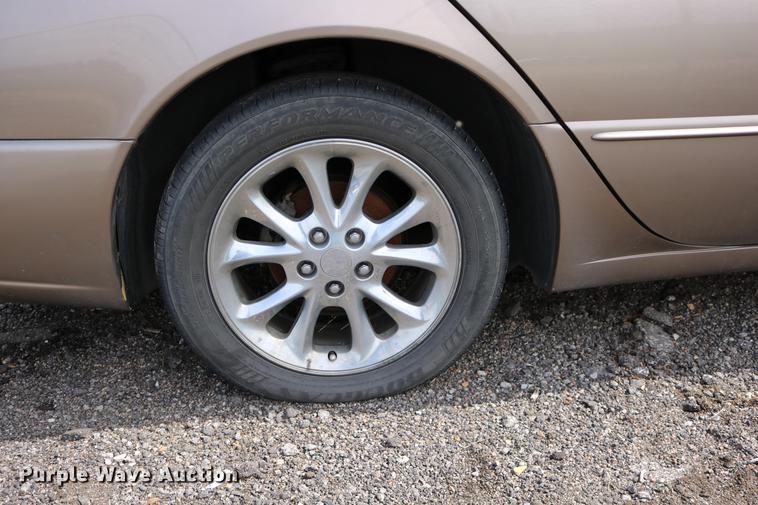 image for item DD0061 1999 Chrysler 300M