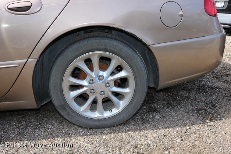 image for item DD0061 1999 Chrysler 300M