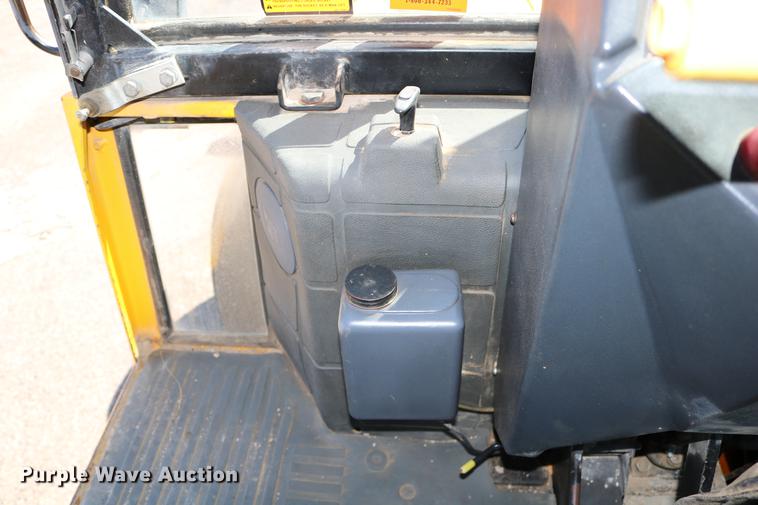 image for item DD0063 JCB 1400B backhoe