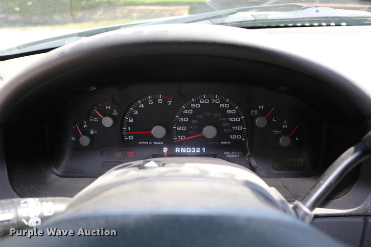 image for item DD0065 2004 Ford Explorer SUV